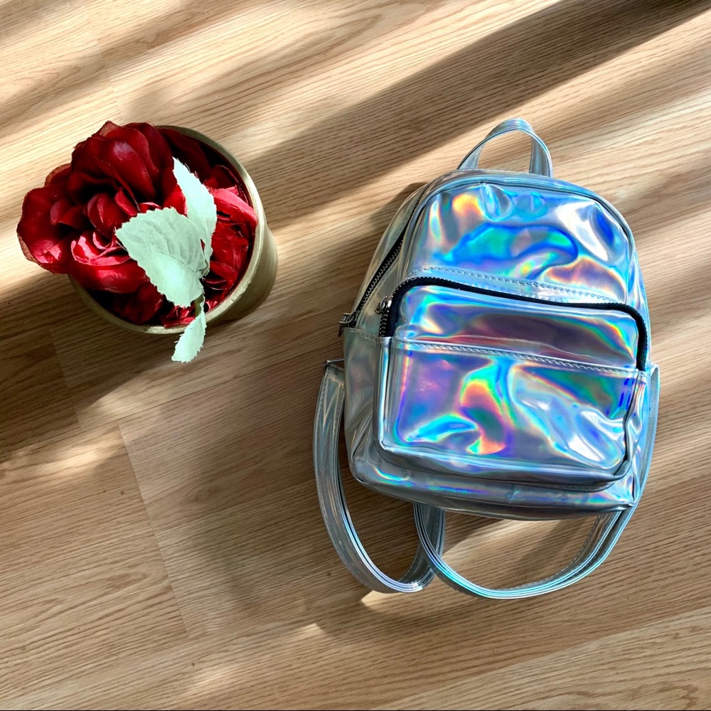 Holographic Backpack 🤍